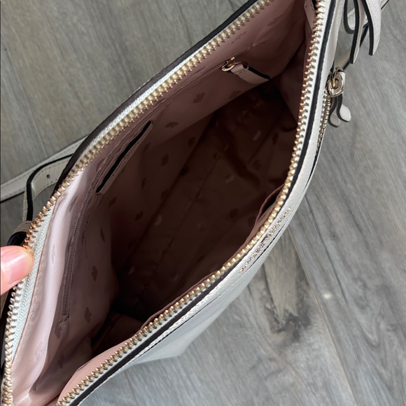 Kate Spade Crossbody Bag - Picture 4 of 4